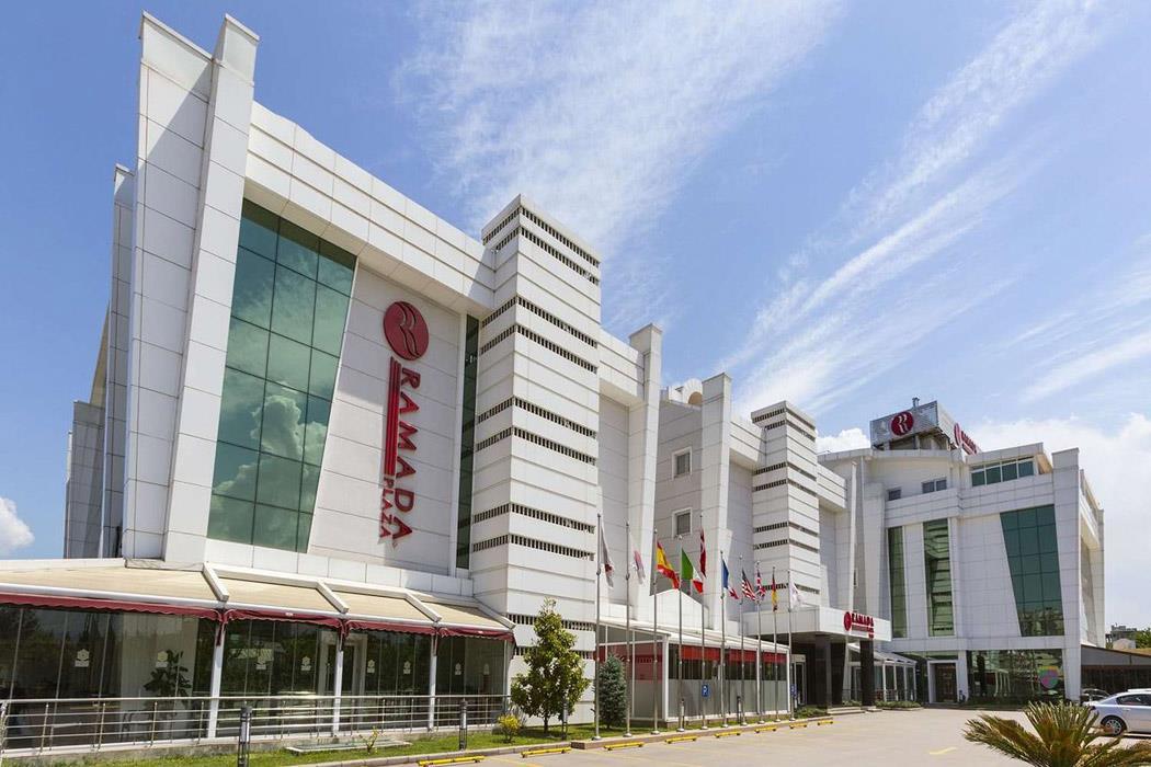 Yılbaşı Özel Gala Dahil  Kartepe Turu - 1 Gece 5* Ramada Plaza By Wyndham Konaklamalı