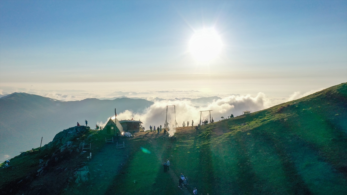Uçaklı Karadeniz Yaylalar ve Batum Turu (Batum Konaklamalı) | 3 Gece Konaklamalı