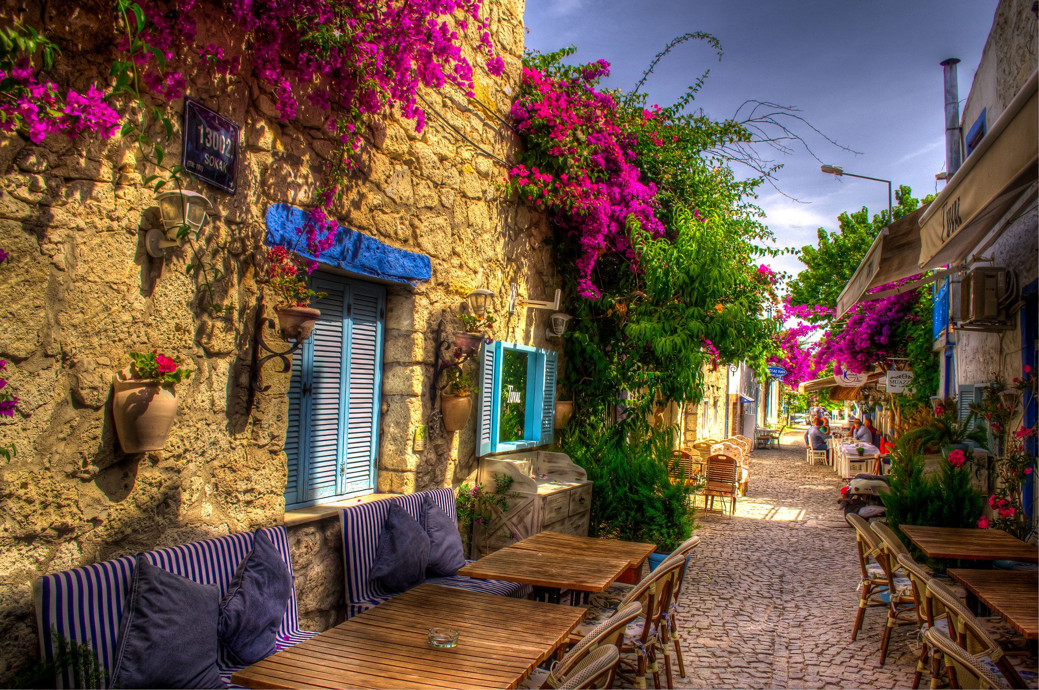 Salda Gölü Pamukkale Çeşme Alaçatı Turu 1 Gece Konaklamalı