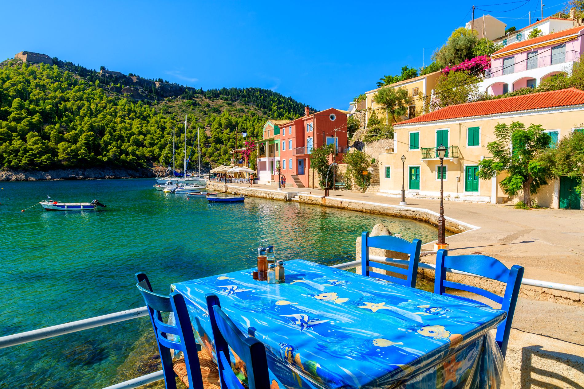 Bozcaada Assos Cunda Şeytan Sofrası Turu 1 Gece Konaklamalı