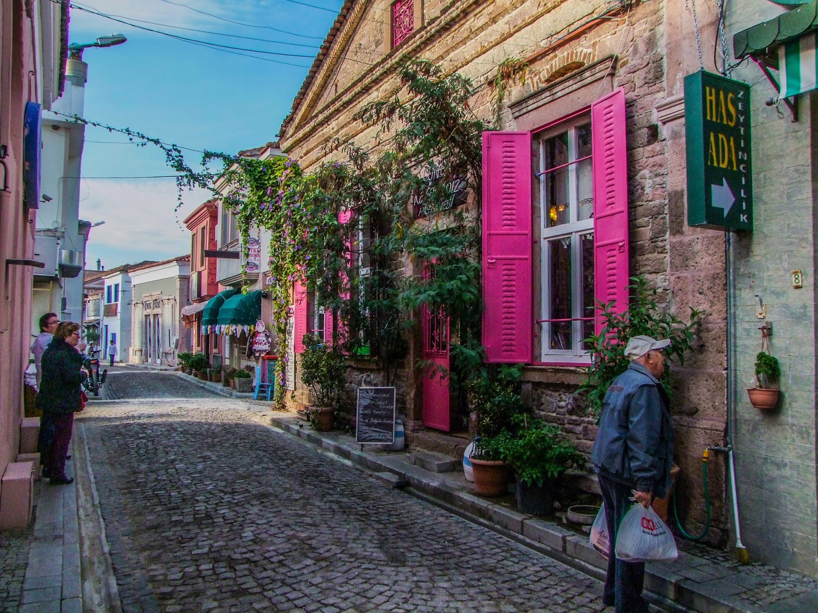 Bozcaada Assos Cunda Şeytan Sofrası Turu 1 Gece Konaklamalı